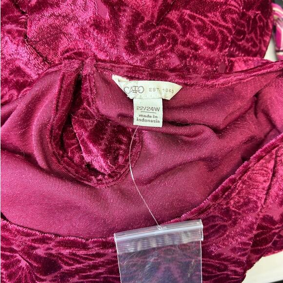 Cato Women’s Cranberry Velvet Blouse, Cranberry, size 22W/24W - Picture 7 of 11
